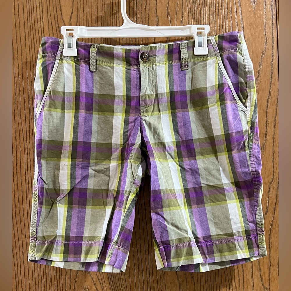 Old Navy Spring 2011 Shorts size 6